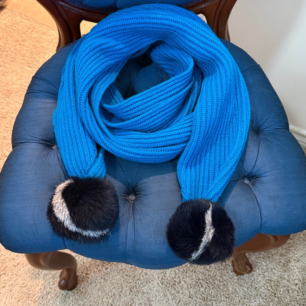 Scarf with rabbit Fur Poms 99” long x 9” wide unbranded